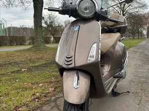 VESPA PRIMAVERA 125