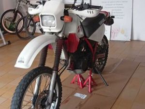 YAMAHA XT 350 VENDO OU TROCO VILA DE CUCUJÃES