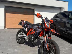KTM SMC-R 690 SUPERMOTO