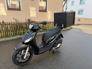PIAGGIO MEDLEY S 125 LIEFERROLLER PIZZA ROLLER LIEFERDIENST