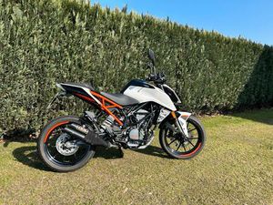 KTM DUKE 125