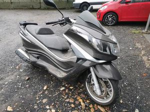 PIAGGIO X10 500