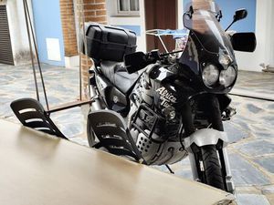 ONDA ÁFRICA TWIN 750 REGUENGOS DE MONSARAZ