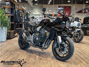 2019 HONDA CB1000R // MATTE BLACK METALLIC