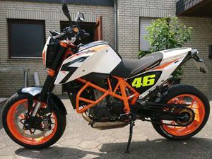 KTM 690 DUKE