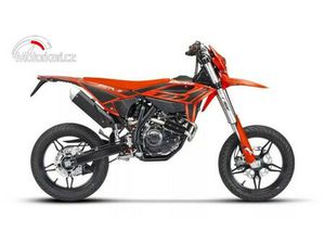 BETA RR 4T 125 T MOTARD - RED E5+ - ZÁRUKA 2 ROKY