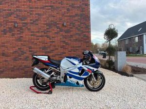 SUZUKI GSX-R 750 BJ. 2000! GSXR 750 142PK YOUNGTIMER! — MOTOREN | SUZUKI — MARKTPLAATS