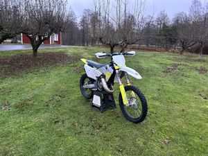 HUSQVARNA TC 125