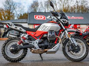 MOTO GUZZI V85 - TT 853 CC