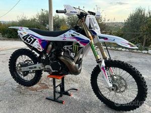YAMAHA YZ 250
