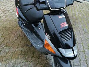 APRILIA SR 50 NERO
