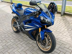 YAMAHA YZF - R1 RN19 TÜV NEU ORIGINAL TOP ZUSTAND