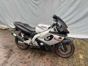 YAMAHA YZF 600R THUNDERCAT SCHLACHTFEST/TAUSCH
