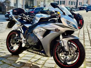 HONDA CBR1000RR FIREBLADE (SC57)