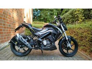 KEEWAY RKF 125 BASTLERFAHRZEUG