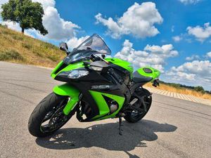 KAWASAKI NINJA ZX-10R