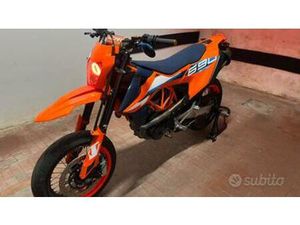 KTM 690 SMC-R