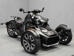 CAN-AM RYKER 900 RALLY