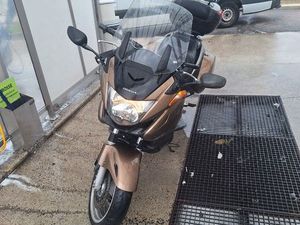 HONDA DEAUVILLE 700 ABS