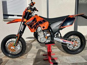 KTM 525 EXC-F ENDURO HOMOLOGUÉS SUPERMOTARD PISTE
