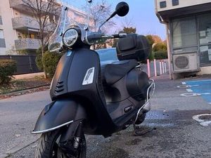 VESPA GTS 300