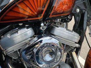 HARLEY DAVIDSON 883XLH