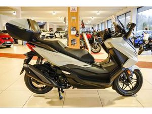 HONDA FORZA 350 INKL. TOP CASE