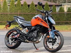 KTM DUKE