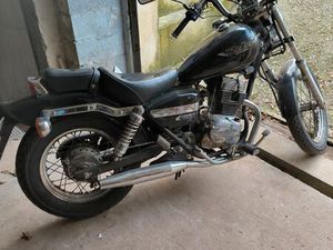 MOTO,MEUBLES À VENDRE