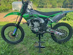 KAWASAKI KX 450F →