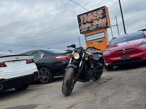 2016 INDIAN SCOUT SIXTY, CRUISER, ONLY 16,000KMS, LIGHT DAMAGE