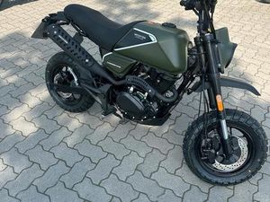 CROSSFIRE 125 XS WIE NEU