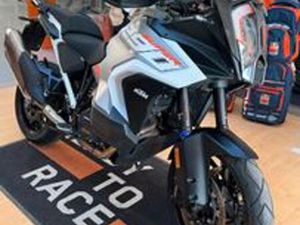 KTM 1290 SUPER ADVENTURE