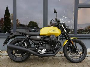 MOTO GUZZI V7 STONE