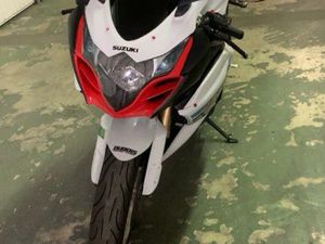 GSXR 1000 ONE MILLIONS COLLECTION