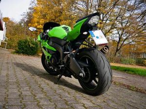 KAWASAKI NINJA ZX6R