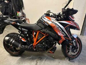 KTM 1290 SUPER DUKE GT - 2023