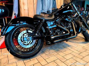 HARLEY DAVIDSON STREETBOB 1584 CC ÉQUIPE