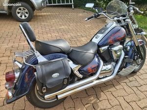 VENDS MOTO SUSUKI INTRUDER