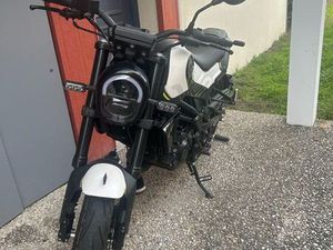 VEND MOTO BENELLI 125 CC