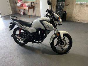 HONDA CB125