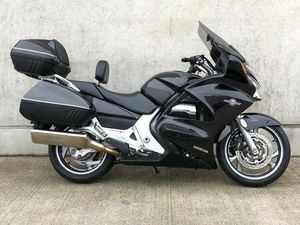 ② HONDA ST 1300