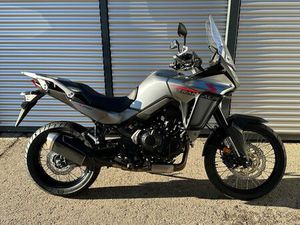 HONDA XL750 TRANSALP / ZUBEHÖR / REIFEN + SERVICE NEU