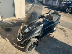 PIAGGIO MP3 500