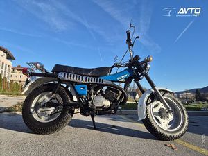 SUZUKI RV 125.1977