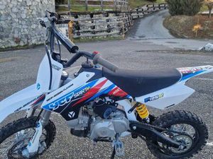 DIRT YCF 125 MOTO CROSS