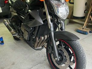 YAMAHA XJ6