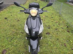 PIAGGIO FLY 125 CC CANTON ZURICH -