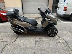 PEUGEOT - METROPOLIS 400