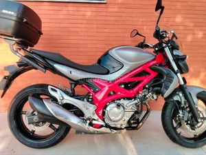 SUZUKI - GLADIUS 650